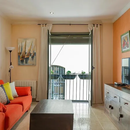 Rosa Street Apartment *