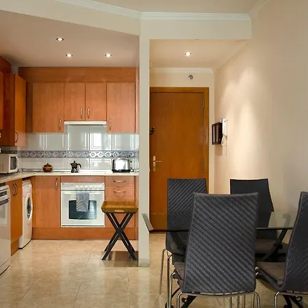 Rosa Street Apartment *